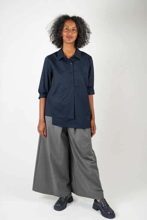 Asymmetrische Bluse